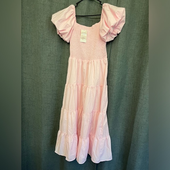 NWT Women's Square Neck Short Puff Sleeve Solid Color - Picture 11 of 12